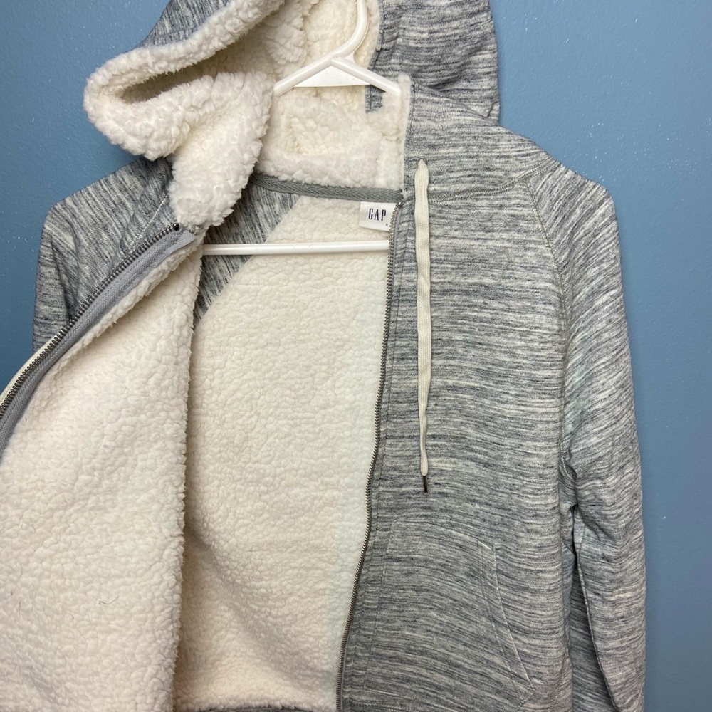 GAP zip-up jacket. size: Small